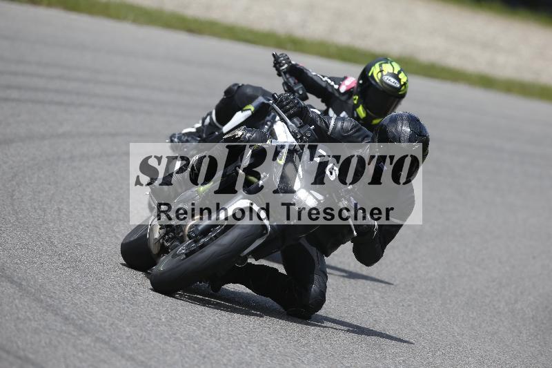 /Archiv-2024/29 12.06.2024 MOTO.CH Track Day ADR/Gruppe blau/76